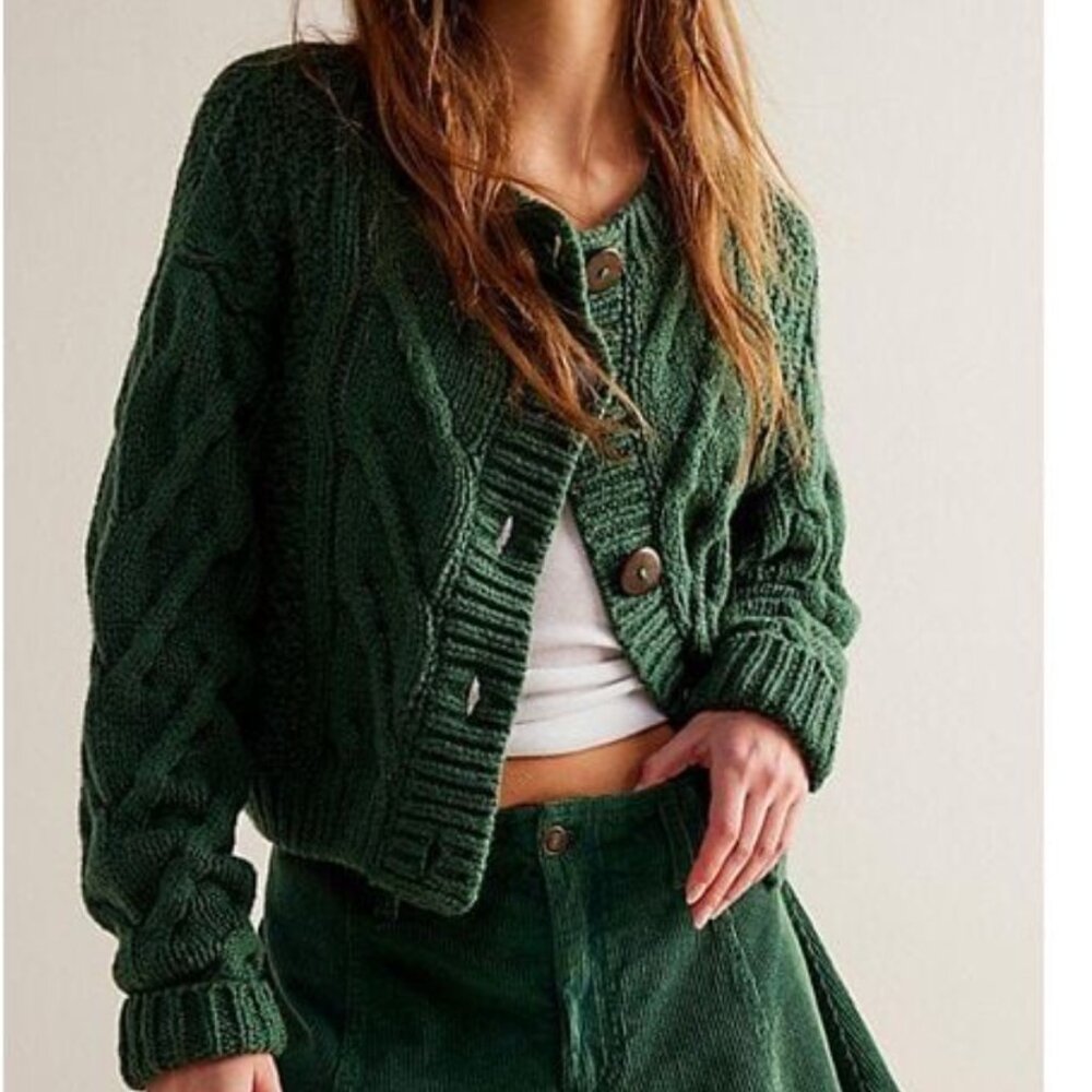 Free People Bonfire Cable Knit Cardigan Green Crop Oversized Cozycore - Picture 2 of 6
